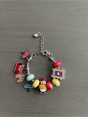 FRIENDS TV Show charm bracelet!